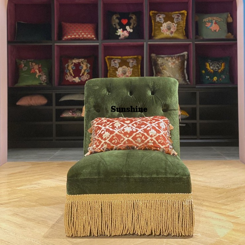 أريكة كلاسيكية متعددة الوظائف  - مراجعة Home Cinema Lounge وسعره